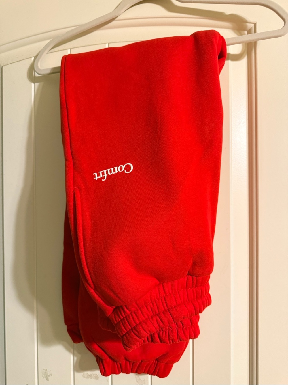 Comfrt Unisex Red Jogger Bottoms. Size XS Runs Big